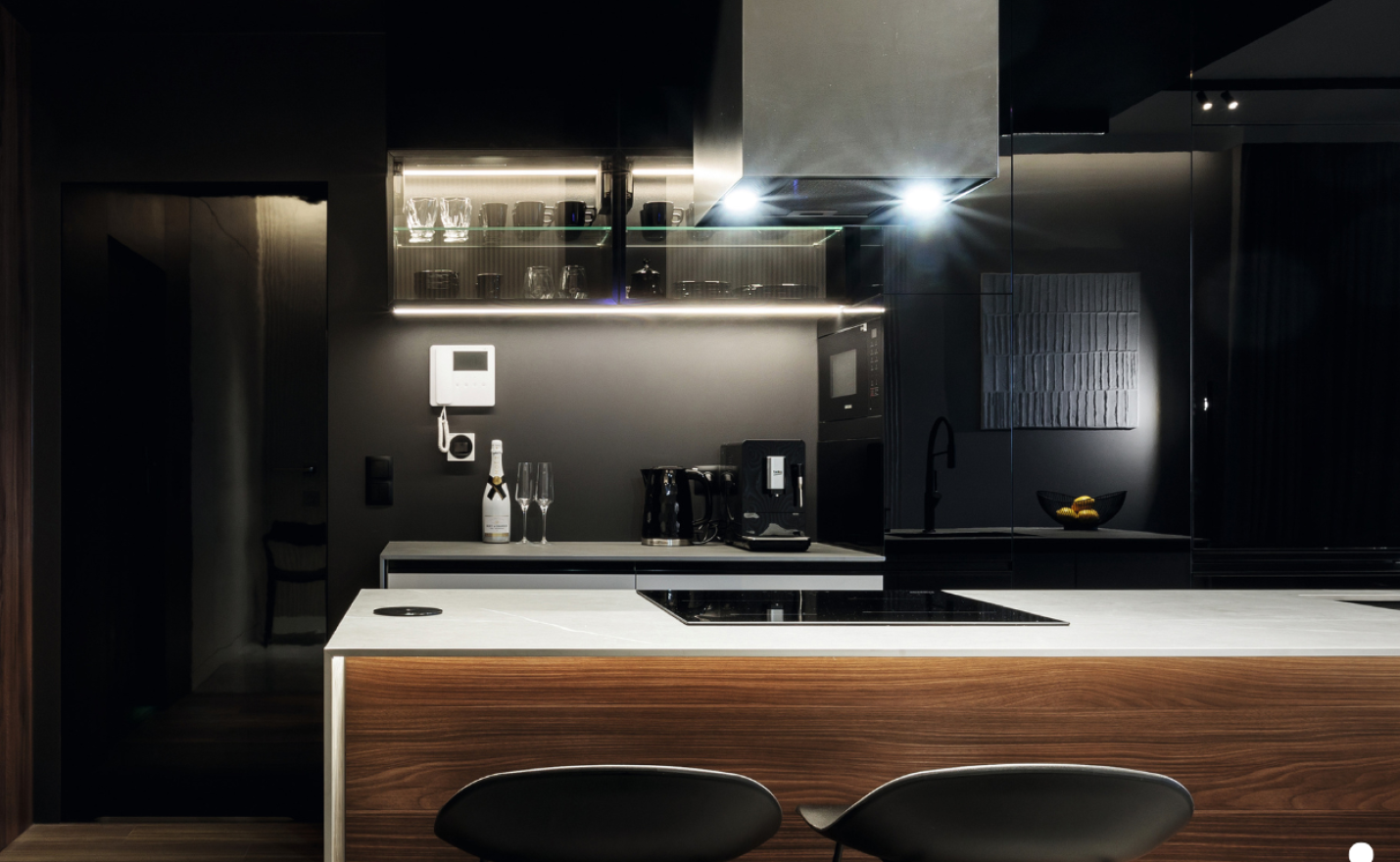 未嘉全案设计  爱格  | 高级感西厨岛台，氛围感拿捏！